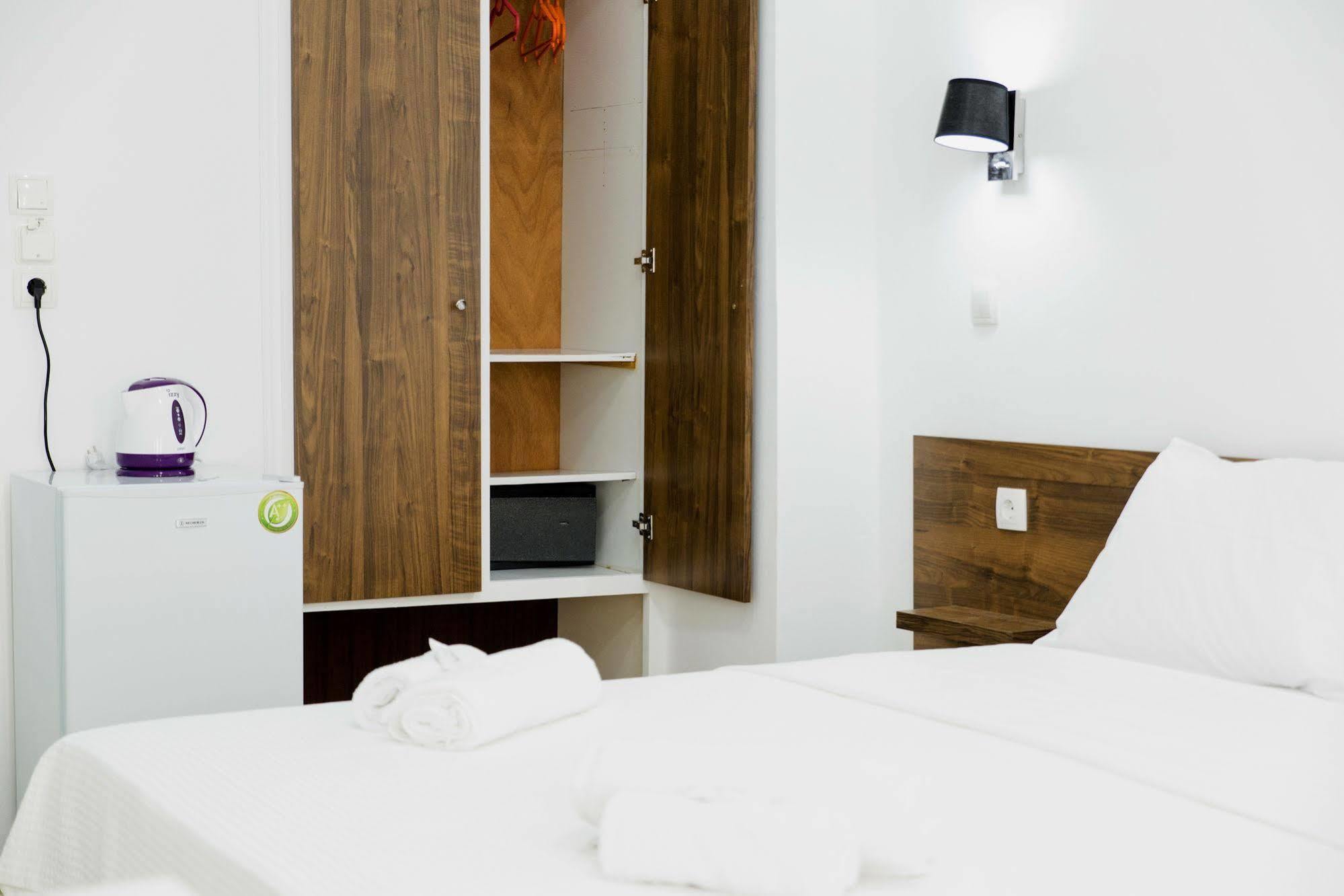 Kissamia Rooms - Next To Night Clubs Kíssamos Eksteriør bilde